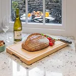 New Listing - The Cote! * באונס-און-ווינדרמיר