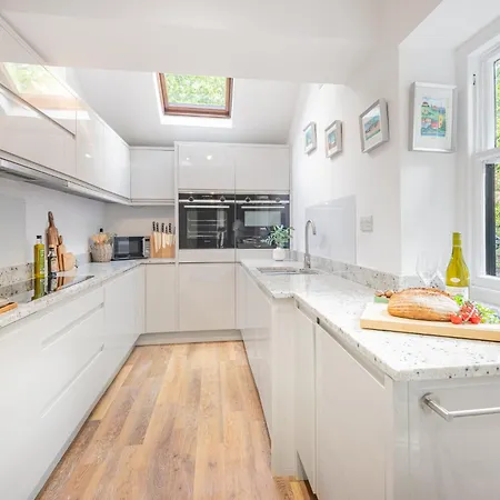 New Listing - The Cote! Hébergement de vacances *