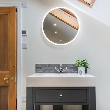 New Listing - The Cote! Hébergement de vacances *