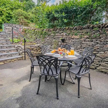 Hébergement de vacances New Listing - The Cote! Bowness-on-Windermere