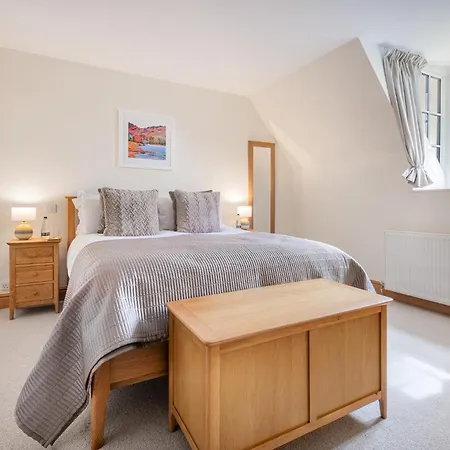 New Listing - The Cote! * Bowness-on-Windermere