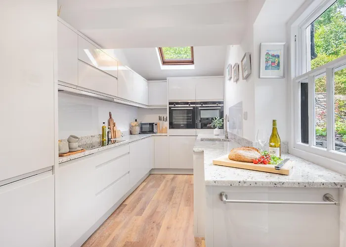 度假居 New Listing - The Cote!