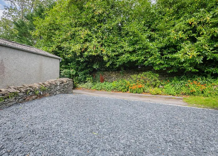 New Listing - The Cote! 度假居