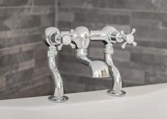 度假居 New Listing - The Cote!