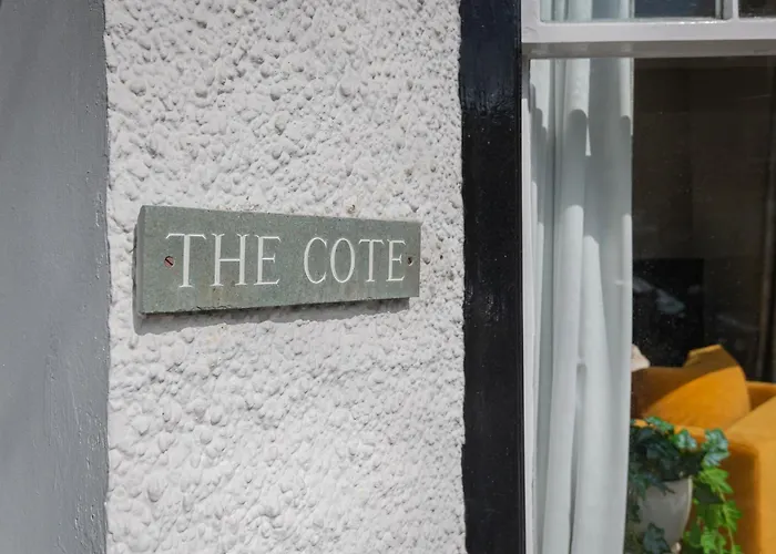 New Listing - The Cote! 鲍内斯温德米尔